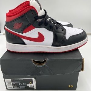 Nike Air Jordan 1 Mid GS White Gym Red Black Sneakers DJ4695-122 Size 7Y